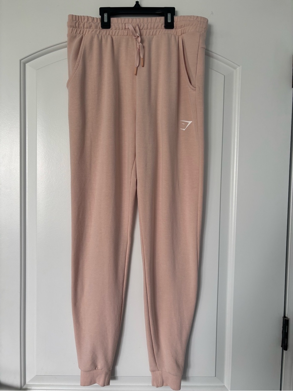 Gymshark Joggers women’s size M light pink
